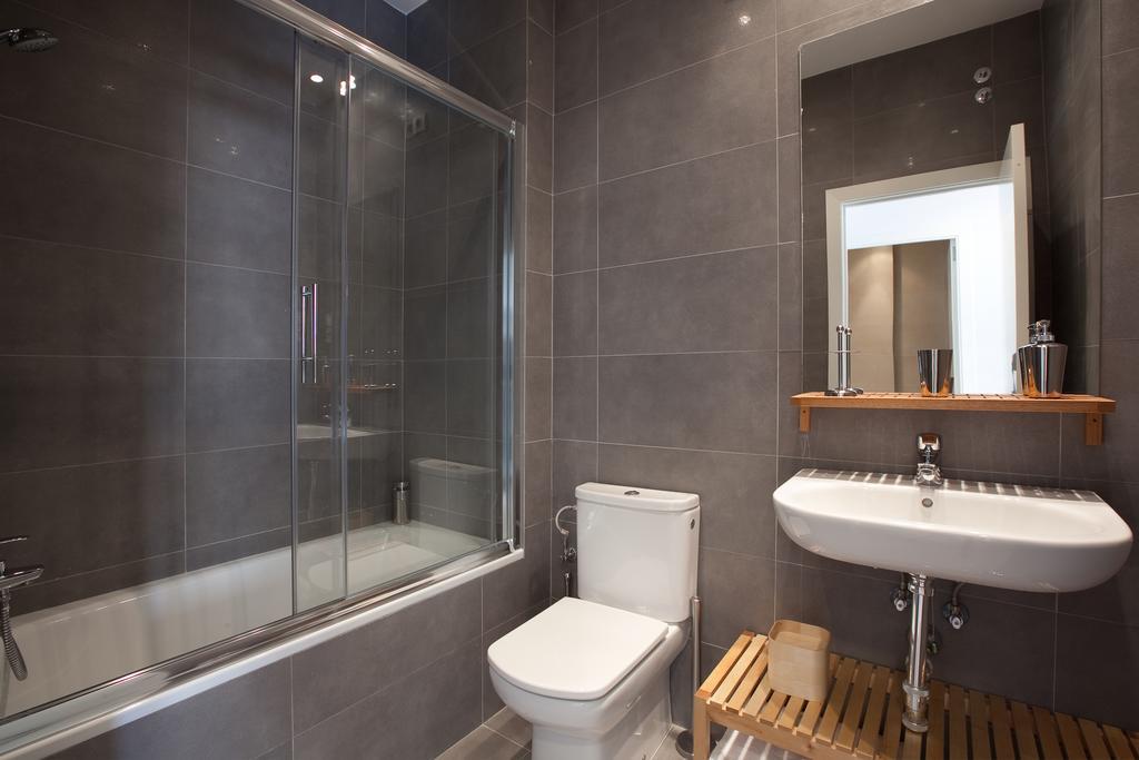 Ferienwohnung Ab Montjuic Barcelona Zimmer foto